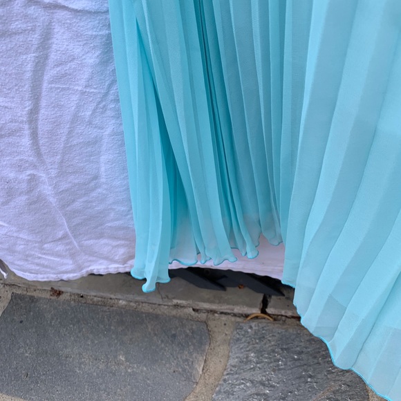 Tiffany blue pleated skirt ABS dress - Picture 4 of 6